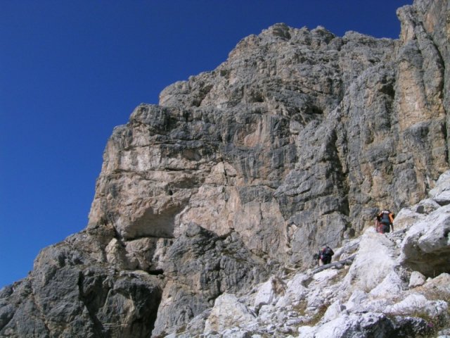 Stoupáme k ústí tunelu